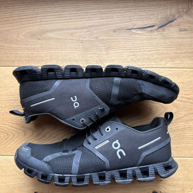 On Cloud waterproof