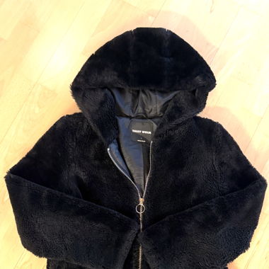 Giacca Teddy nera Tally Weijl con cappuccio