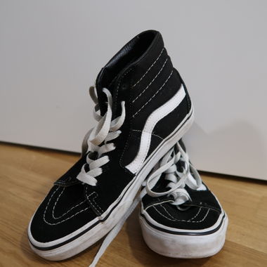 Sk8-Hi Vans
