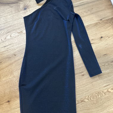 One-shoulder Dress