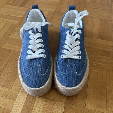 Baskets en denim bleues