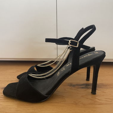 Schwarz Gold High Heals