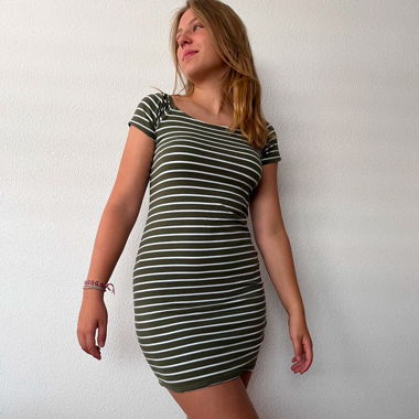 Kaki-weiss gestreiftes Kleid