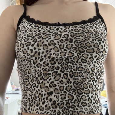 Top leopardato con spalline sottili