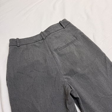 Pantalon gris coupe droite