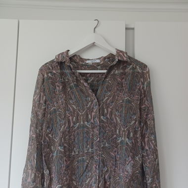 Seidenbluse im Boho-Stil