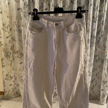 Hosen weiss