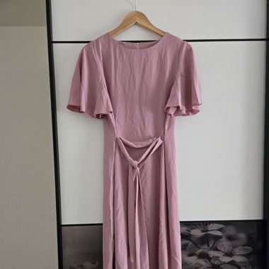 Elegantes rosa Kleid, nie getragen