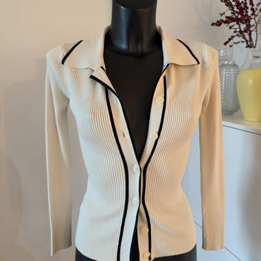 Ribbed Knit Button Cardigan