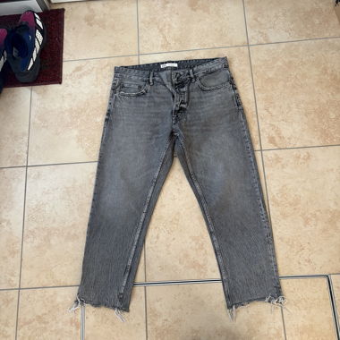 Grey Zara frayed hem straight jeans