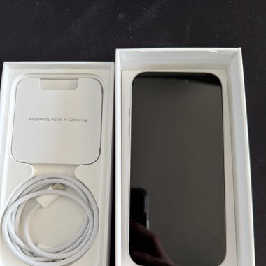 iPhone 15 pro 256GB white in perfect condition