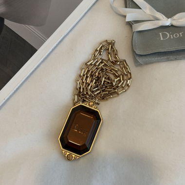 Collana con pendente Dior in tono oro