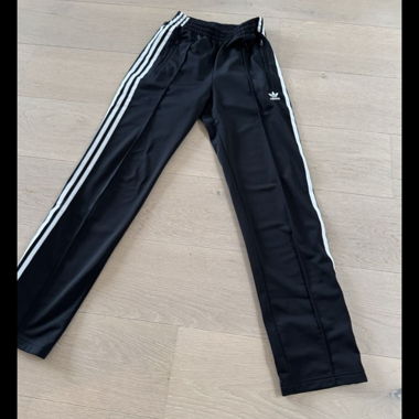 Adidashose schwarz 