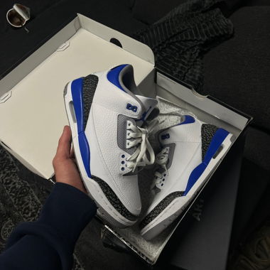 Jordan 3 Retro Blau