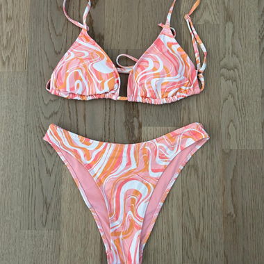 Sweet Bikini Set by H&M