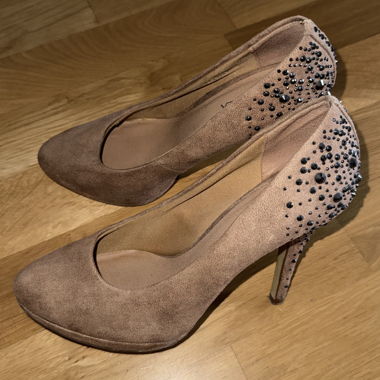 Escarpins hauts marron avec strass