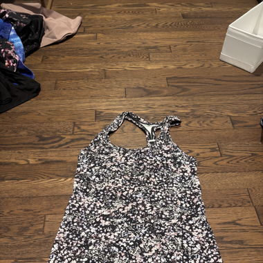 Lululemon Top mit feinem Blumenmuster