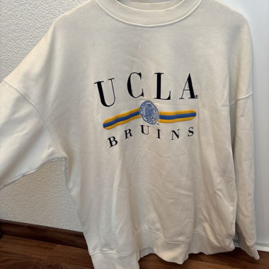 UCLA Bruins Sweatshirt