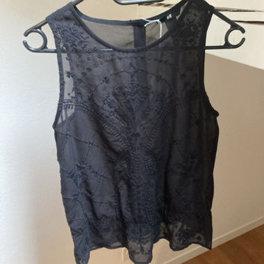 H&M schwarzes ärmelloses Top