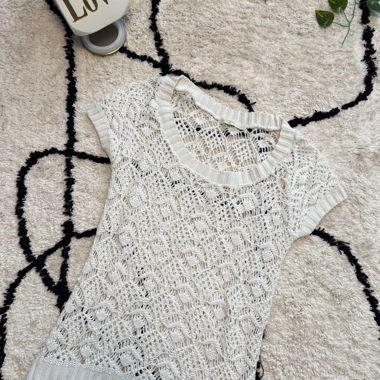 Knit top in white