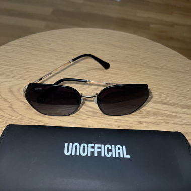 Unofficial Sonnenbrille