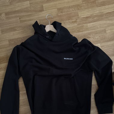 BALENCIAGA BLACK HOODIE (REP)
