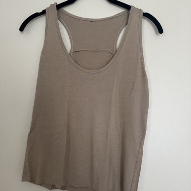 2 beige tops
