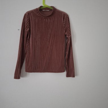 Top a coste maniche lunghe rosa
