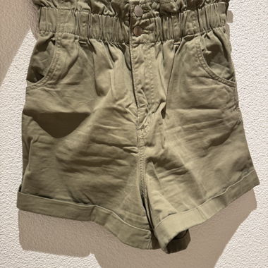 Cute shorts size 38