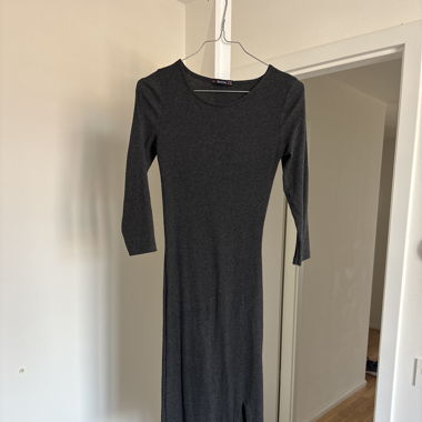 Long Grey dress
