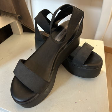 Sandales compensées Steve Madden
