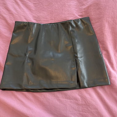 Black faux leather mini skirt