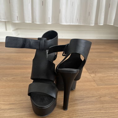 High heels 