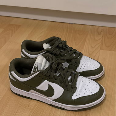 Nike dunk olive