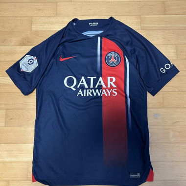 authentic PSG shirt 23/24 Mbappe 7