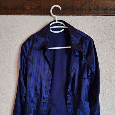 Chemise bleu roi