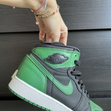 Nike - Air Jordan High "Pine Green"