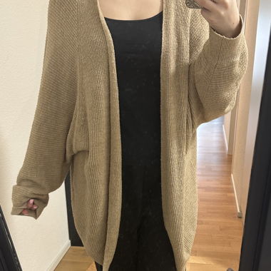 Cardigan lavorato a maglia beige