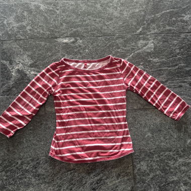 Gestreiftes Langarmshirt