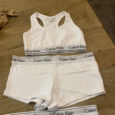 Set neu