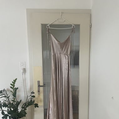 Rosé Beiges Abendkleid