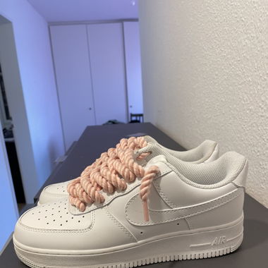 Nike Airforce mit pinken Laces(auch originale)