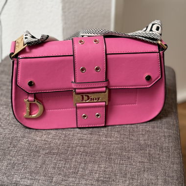  Pink Shoulder Bag