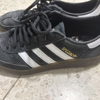 Sportschuhe