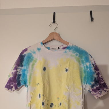 Kurzes Batik Shirt von Rework