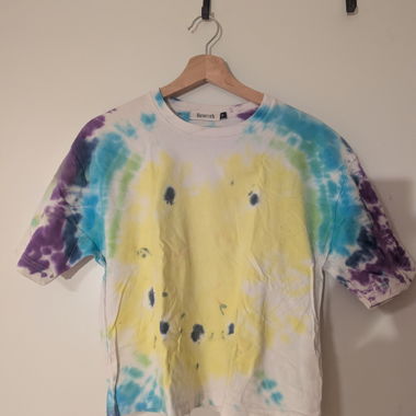 T-shirt tie-dye corto di Rework