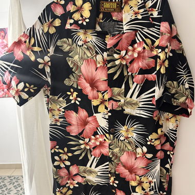 Hawaii-Hemd mit Blumen LIMITED