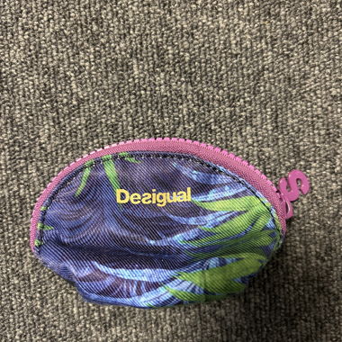 Portamonete rotondo Desigual colorato