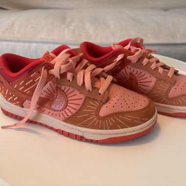 Sneakers Nike rosa/cognac