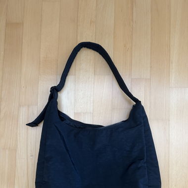 Sac Bandoulière en Nylon Noir Baggu
